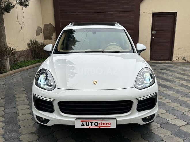 Porsche Cayenne-2
