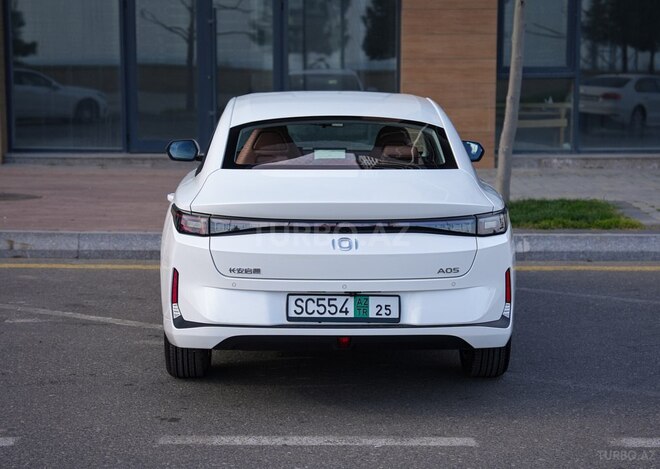 Changan Qiyuan A05 2024, 0 km - 1.5 л - Bakı