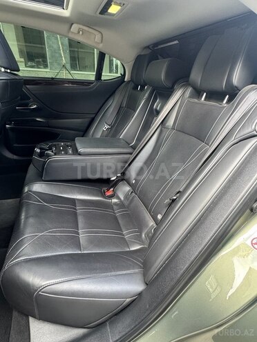 Lexus ES 250 2019, 178,000 km - 2.5 л - Bakı