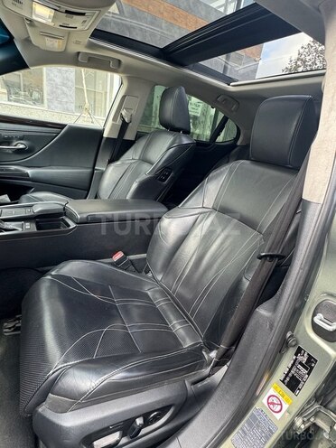 Lexus ES 250 2019, 178,000 km - 2.5 л - Bakı