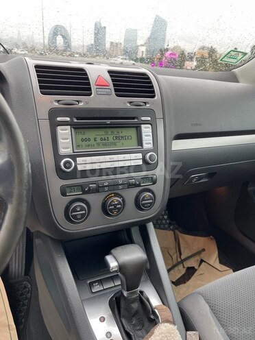 Volkswagen Golf 2007, 174,000 km - 1.6 l - Bakı