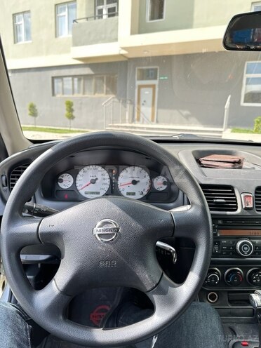Nissan Sunny 2010, 285,000 km - 1.3 л - Lənkəran