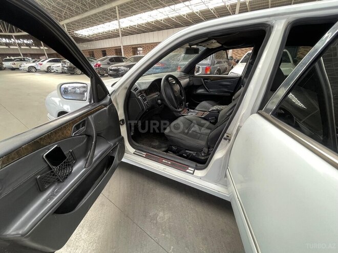 Mercedes E 300 d 1996, 524,360 km - 3.0 l - Gəncə
