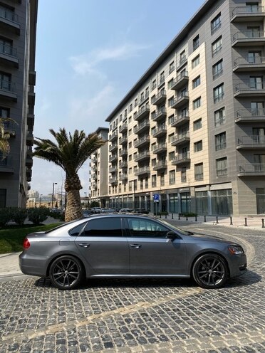 Volkswagen Passat (North America) 2014, 239,000 km - 1.8 l - Bakı