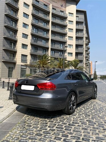 Volkswagen Passat (North America) 2014, 239,000 km - 1.8 l - Bakı