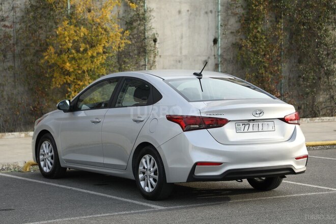Hyundai Accent 2018, 116,700 km - 1.6 l - Bakı