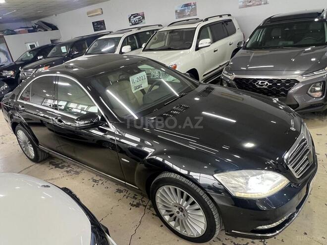 Mercedes S 320-13