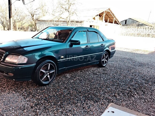 Mercedes C 180 1994, 235,324 km - 1.8 л - Ağstafa
