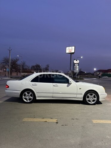 Mercedes E 220 d 1996, 415,000 km - 2.2 l - Xudat