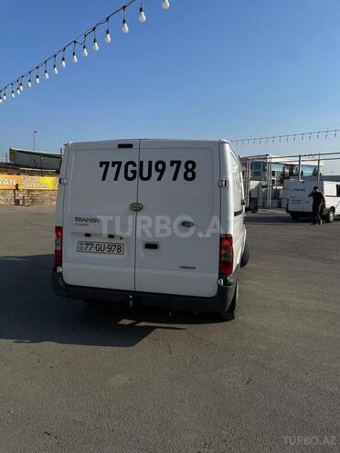 Ford Transit-3