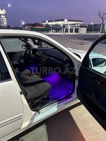 Mercedes E 220 d 1996, 415,000 km - 2.2 l - Xudat
