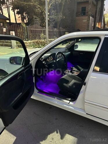 Mercedes E 220 d 1996, 415,000 km - 2.2 l - Xudat