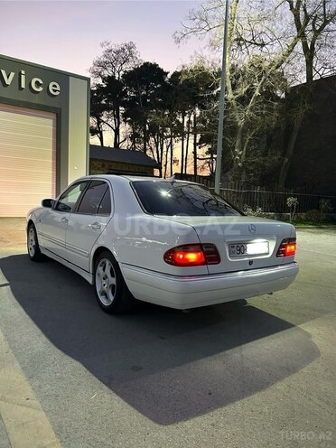 Mercedes E 220 d 1996, 415,000 km - 2.2 l - Xudat