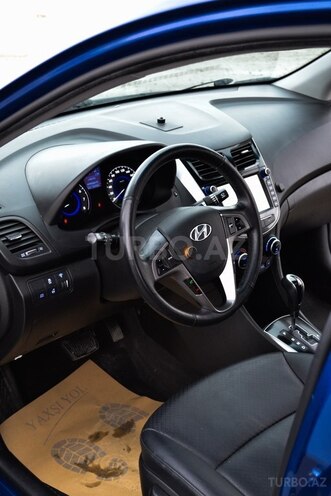 Hyundai Accent 2015, 145,000 km - 1.6 l - Bakı