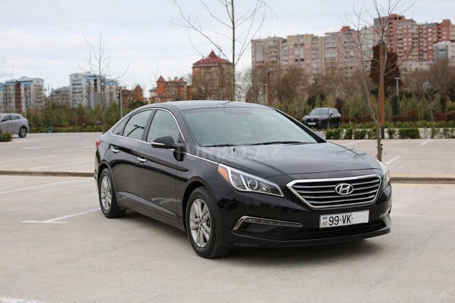 Hyundai Sonata-1