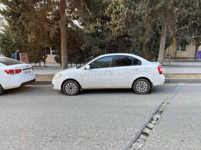 Hyundai Accent 2010, 242,500 km - 1.4 л - Bakı