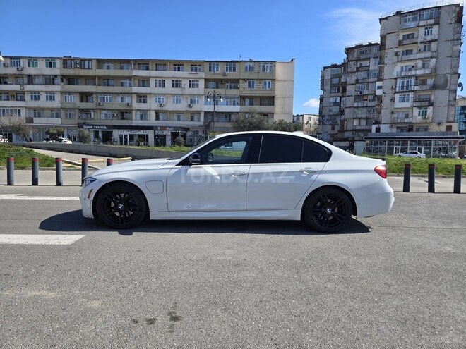 BMW 330e 2018, 161,000 km - 2.0 l - Bakı