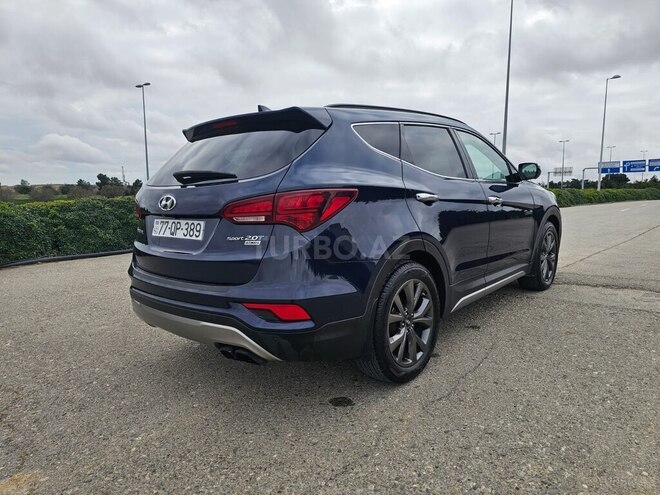 Hyundai Santa Fe-13