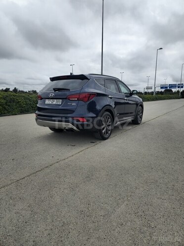 Hyundai Santa Fe-11