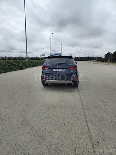 Hyundai Santa Fe-14