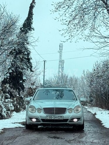 Mercedes E 320 2006, 320,000 km - 3.0 l - Sabirabad