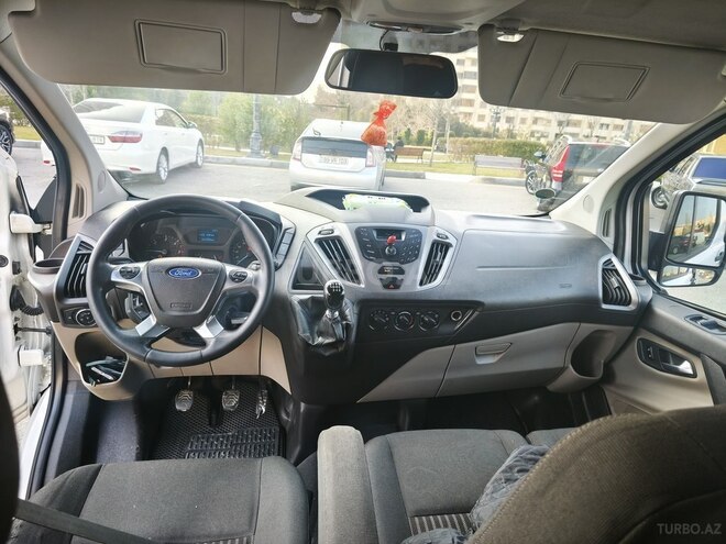 Ford Tourneo Custom 2014, 525,000 km - 2.2 l - Bakı