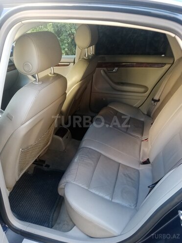 Audi A4 2006, 330,000 km - 2.0 l - Gəncə