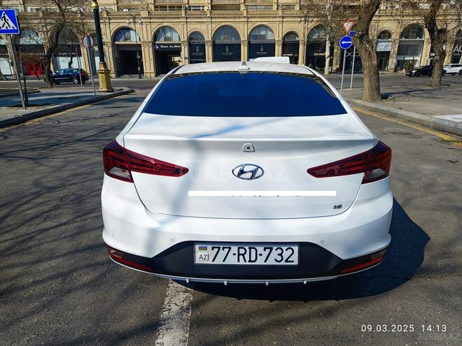 Hyundai Elantra 2019, 102,600 km - 1.6 л - Bakı
