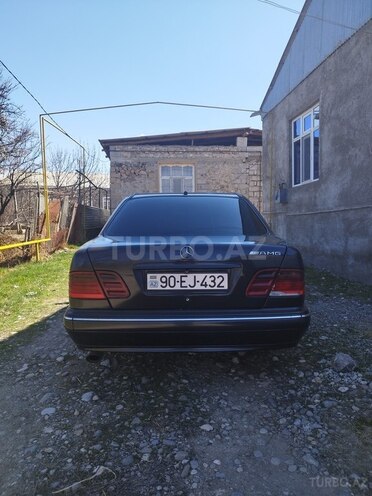 Mercedes E 230 1996, 338,000 km - 2.3 l - Naxçıvan
