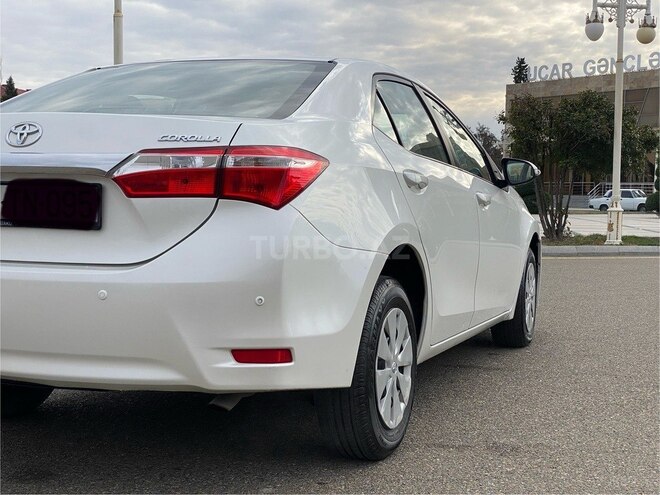 Toyota Corolla 2014, 304,000 km - 1.6 л - Ucar