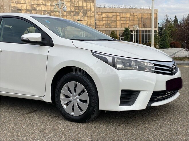 Toyota Corolla 2014, 304,000 km - 1.6 л - Ucar