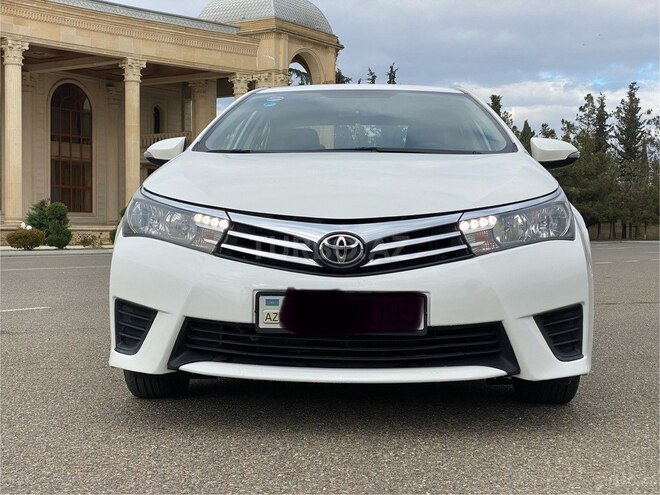 Toyota Corolla 2014, 304,000 km - 1.6 л - Ucar