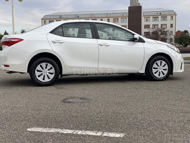 Toyota Corolla 2014, 304,000 km - 1.6 л - Ucar