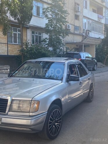 Mercedes E 200 d 1991, 411,000 km - 2.0 л - Bakı