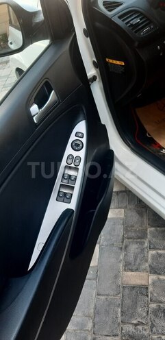 Hyundai Accent 2015, 179,000 km - 1.6 l - Bakı