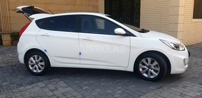 Hyundai Accent 2015, 179,000 km - 1.6 l - Bakı
