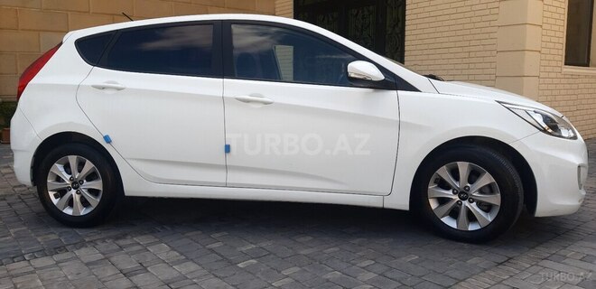 Hyundai Accent 2015, 179,000 km - 1.6 l - Bakı