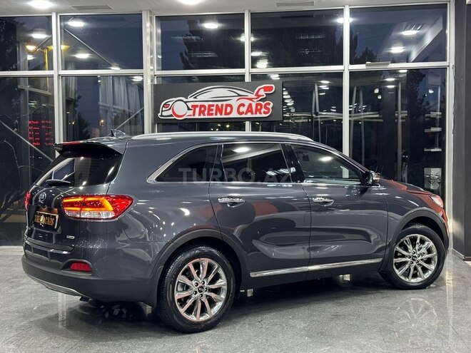 Kia Sorento-5