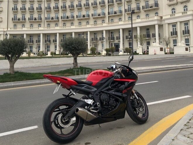 Triumph Rocket III GT-3