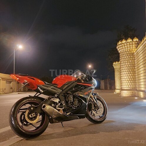 Triumph Rocket III GT-8