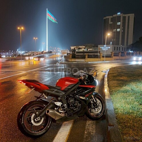 Triumph Rocket III GT-6