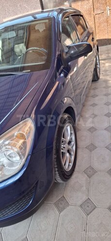 Opel Astra 2009, 235,000 km - 1.4 l - Qazax