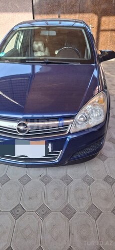 Opel Astra 2009, 235,000 km - 1.4 l - Qazax