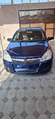 Opel Astra 2009, 235,000 km - 1.4 l - Qazax
