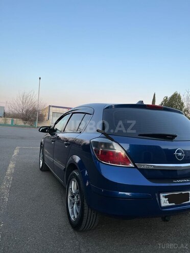 Opel Astra 2009, 235,000 km - 1.4 l - Qazax