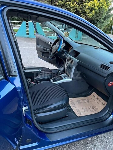 Opel Astra 2009, 235,000 km - 1.4 l - Qazax