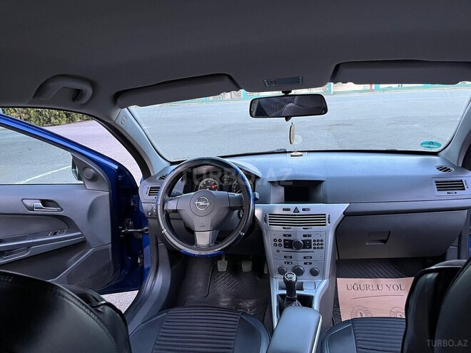 Opel Astra 2009, 235,000 km - 1.4 l - Qazax