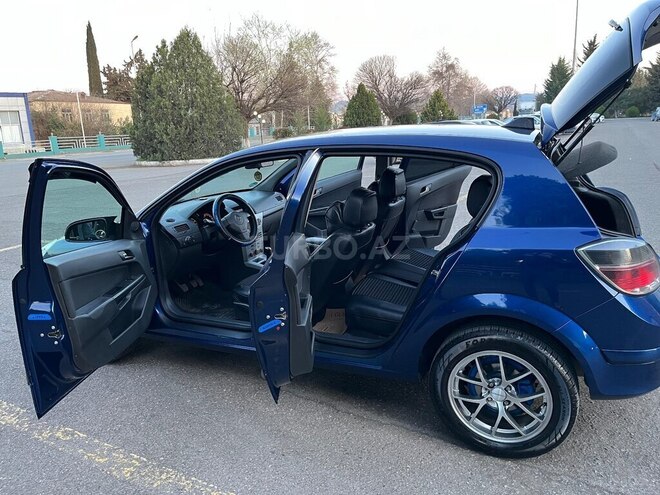 Opel Astra 2009, 235,000 km - 1.4 l - Qazax