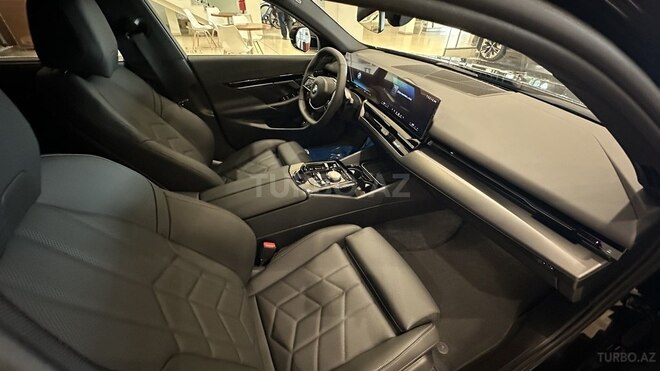BMW 520-12
