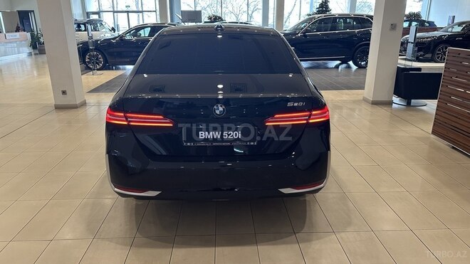 BMW 520-3